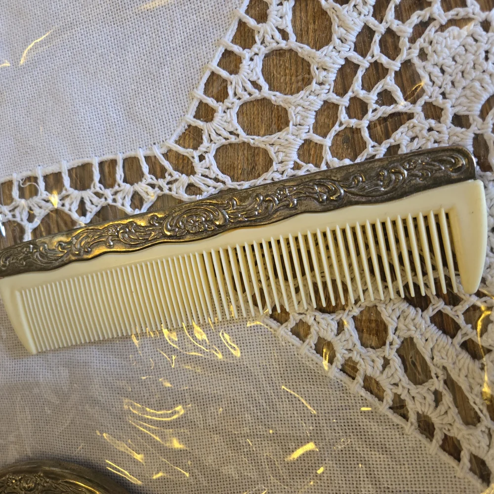 Vintage Victorian Silver Plate Vanity Dresser Set-TIA - Picture 8 of 10